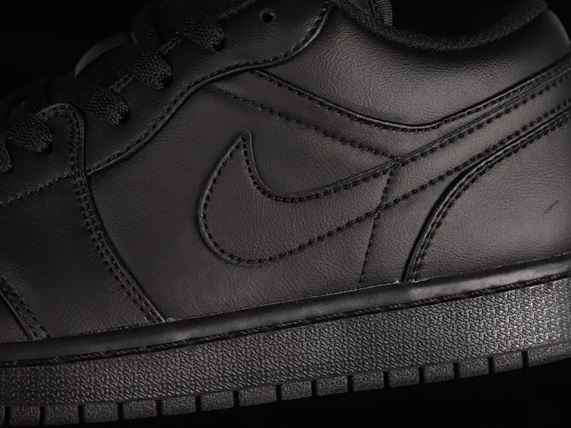 All Categories Air Jordan Jordan Series Basketball Shoes Air Jordan 1 Low Air Jordan 1 Low AJ1 Joe 1 All Black Low State Basketball Shoes 553558-093